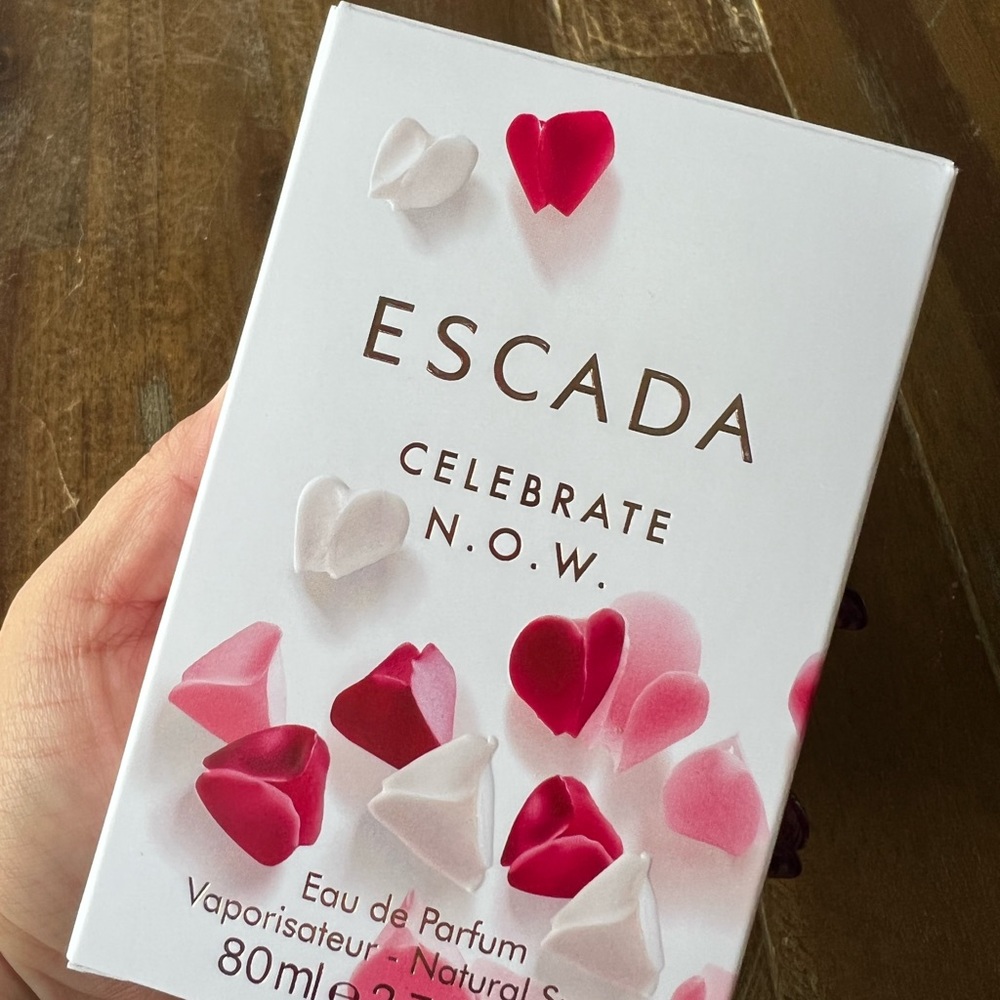 New fragance scada